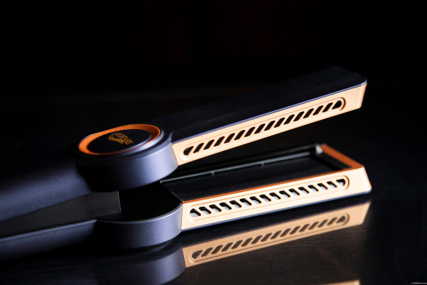 Fusion Styler™ by AMOTARI® – Lisseur-Séchant 2-en-1 à Air Ionique